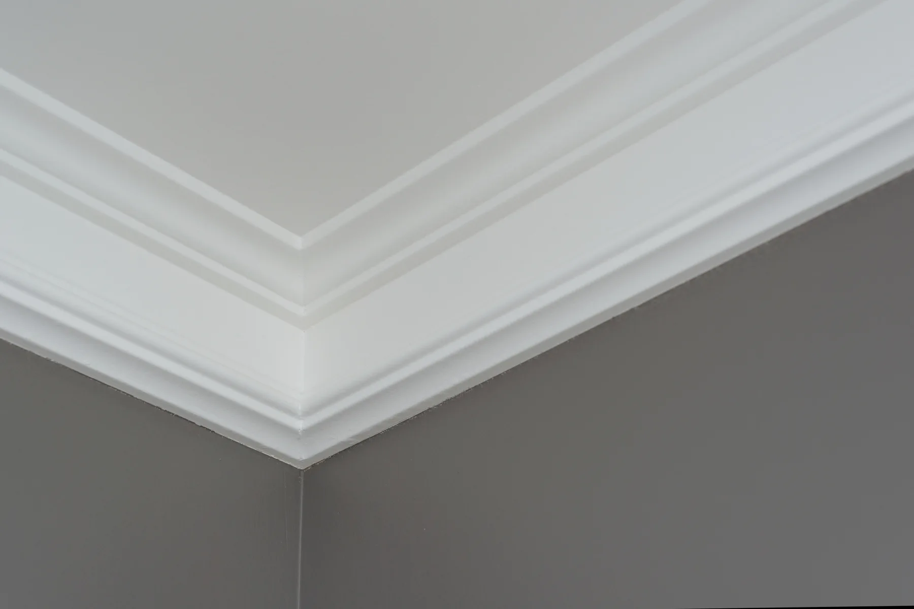 DETAILS-IN-THE-INTERIOR-CLOSE-UP-CEILING-MOLDINGS-2023-11-27-05-35-08-UTC (1)